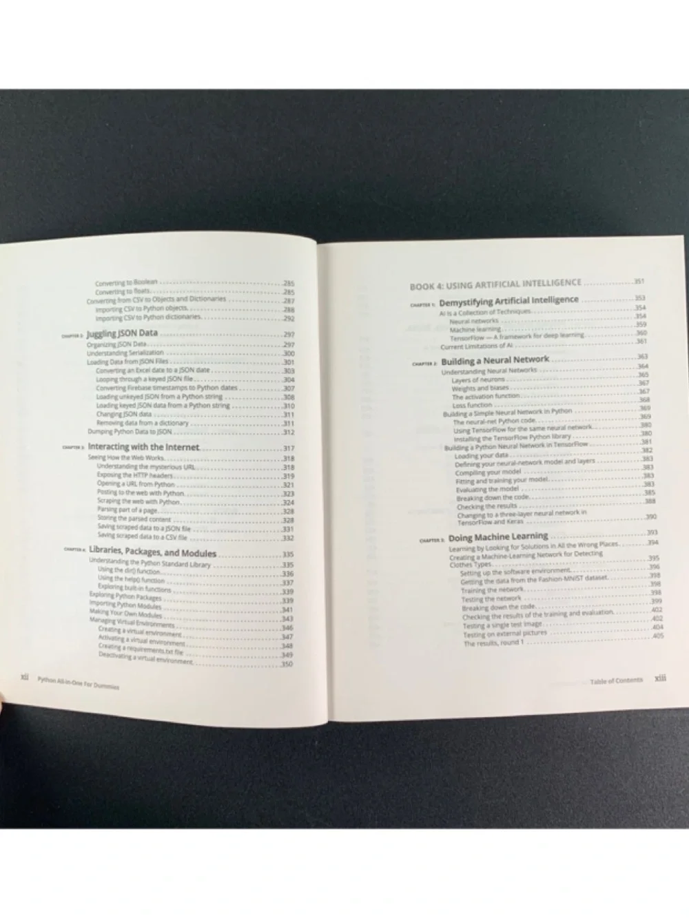 Python All-In-One for Dummies. 3rd Edition. 7 Books in One! 682 pages. 2024.